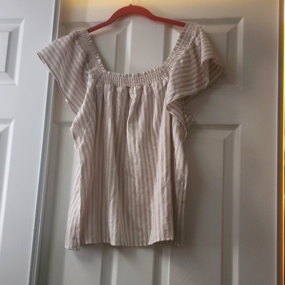 A new day flutter sleeve top